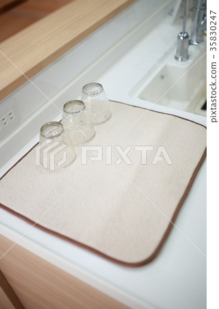 Drain mat (kitchen kitchen glass dishwashing utensils cup dishwashing housework mansion house) 35830247
