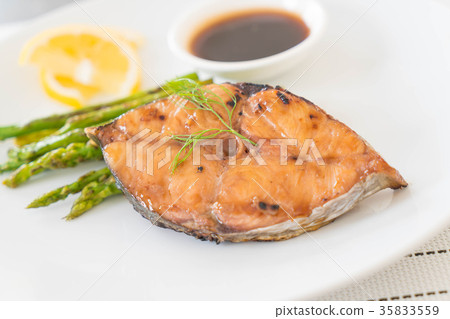 grilled mackerel steak grilled mackerel steak 35833559