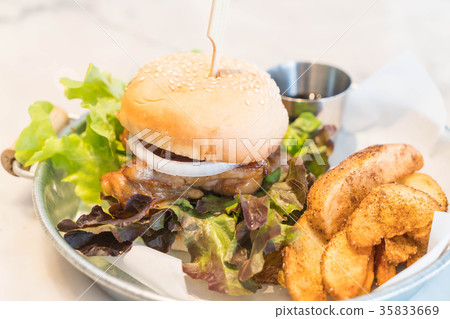 teriyaki chicken burger teriyaki chicken burger 35833669