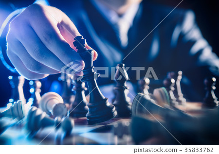 Chess financial, leader strategy in business 35833762