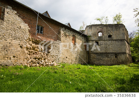 Half-ruined Sieniawski Castle in Berezhany 35836638