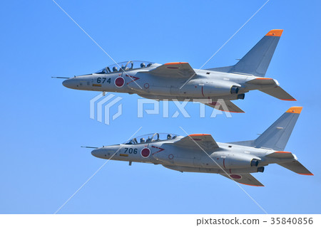 T-4 training machine 35840856