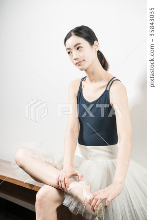 Ballerina Ballerina 35843035