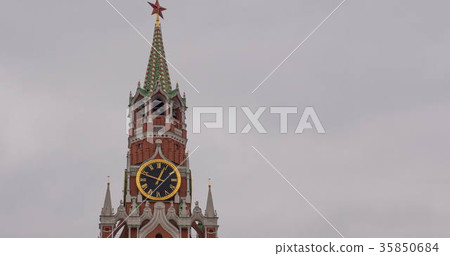 Main Clock named Kuranti on Spasskaya Tower Main Clock named Kuranti on Spasskaya Tower 35850684