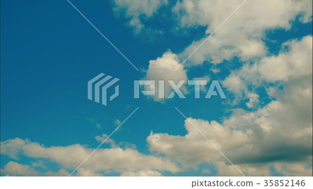 Time lapse Fluffy clouds float across the blue sky Time lapse Fluffy clouds float across the blue sky 35852146