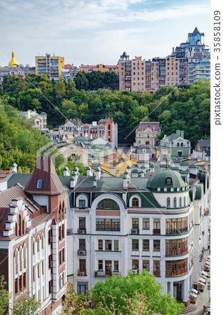 Vozdvizhenka street in Kiev, Ukraine Vozdvizhenka street in Kiev, Ukraine 35858109