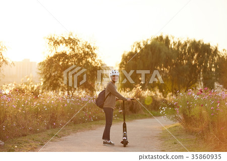 Youth, high school student, healing, travel 35860935