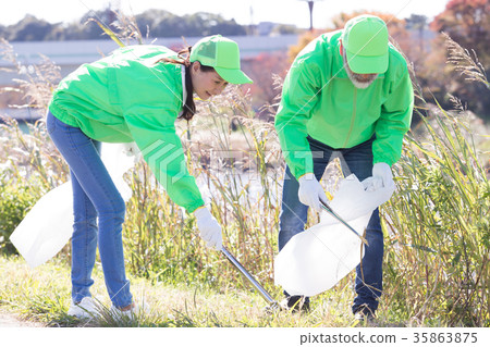 Senior (cleaning activity) Senior (cleaning activity) 35863875