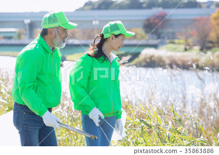 Senior (cleaning activity) 35863886