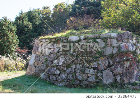 Tsukiyama Tomida城堡領先 Tsukiyama Tomida城堡領先 35864475