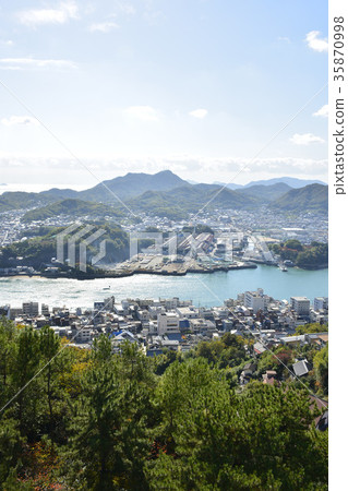 [Hiroshima Prefecture] Onomichi urban area and the scenery of the Seto 35870998