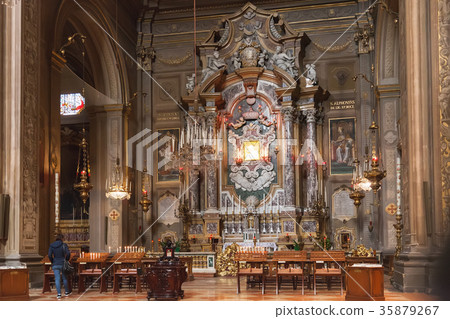Interior of the Ferrara Cathedral Interior of the Ferrara Cathedral 35879267