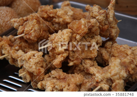 Deep fried chicken Deep fried chicken 35881748