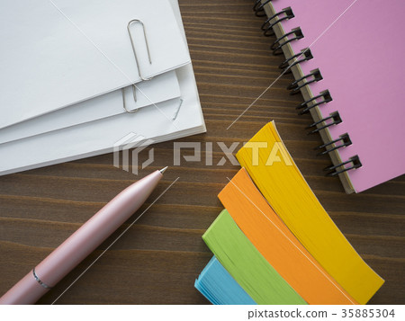 Business image · document · notebook · sticky note · female Business image · document · notebook · sticky note · female 35885304