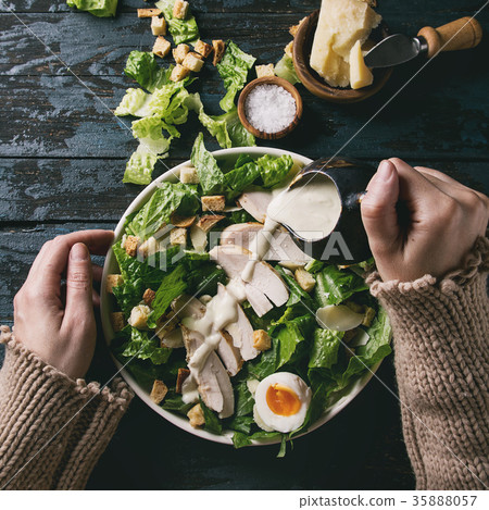 Classic Caesar salad Classic Caesar salad 35888057