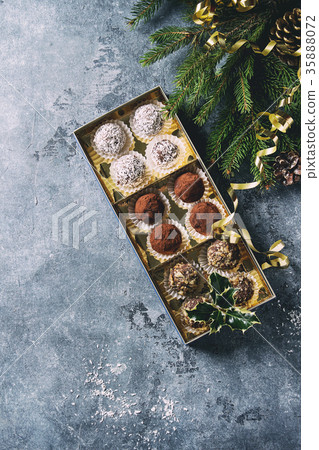 Christmas chocolate truffles Christmas chocolate truffles 35888072