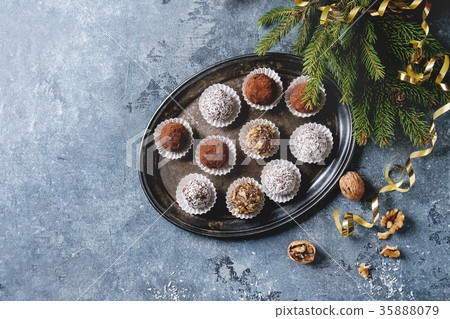 Christmas chocolate truffles 35888079