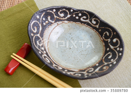 Japanese style food table image 35889780