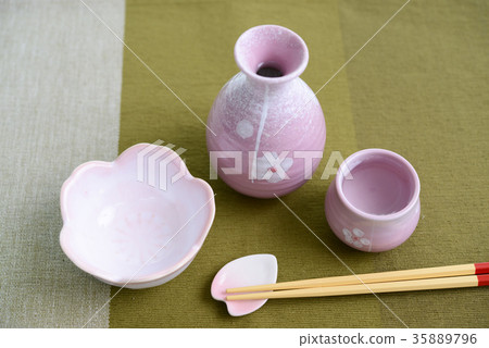 Sake Sake 35889796