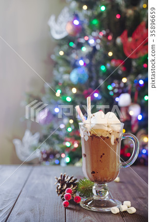 Hot chocolate with marshmallows 35896659
