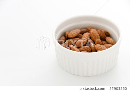 Almond Almond 35903260