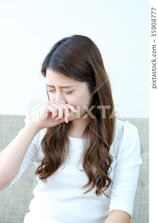 鼻子的女人 35908777