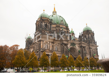 德國柏林,柏林大教堂,秋天,ドイツベルリン、ベルリン大聖堂、秋、Berlin Cathedral, 德國柏林,柏林大教堂,秋天,ドイツベルリン、ベルリン大聖堂、秋、Berlin Cathedral, 35909624