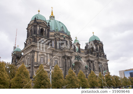 德國柏林，柏林大教堂，秋天，ドイツベルリン、ベルリン大聖堂、秋、Berlin Cathedral, 35909646