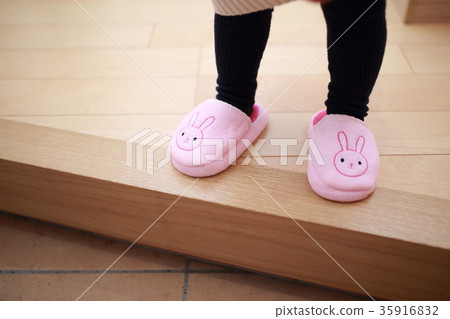 拖鞋（入口住宅單戶獨棟家庭地板我的家庭公寓出租） 35916832