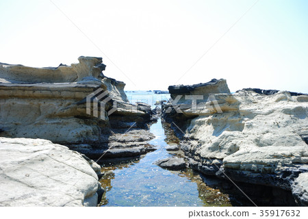 三浦市三崎町諸磯風景 35917632