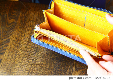 Leather wallet Leather wallet 35918202