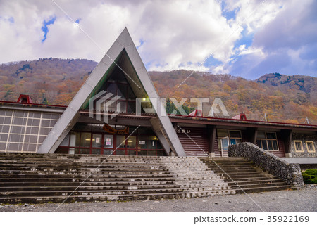 [Gunma] Dogo Station Building Autumn View 35922169