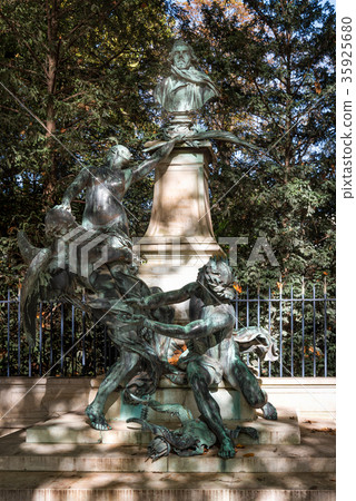 Monument to Eugene Delacroix 35925680