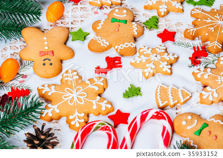 Christmas gingerbread cookies homemade  35933152