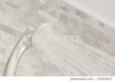 新建的浴室淋浴 35934847