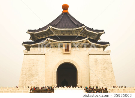 Sun Yat-Sen Memorial Hall The building must see Sun Yat-Sen Memorial Hall The building must see 35935003