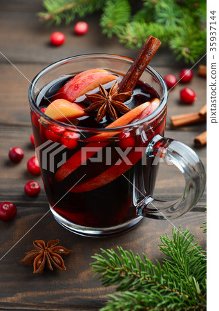 Christmas Mulled Wine with Apple and Cranberries Christmas Mulled Wine with Apple and Cranberries 35937144