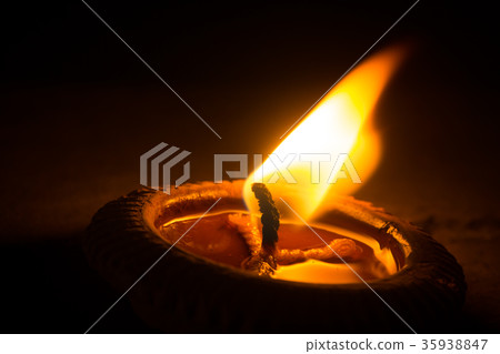 Fire lantern oil or Beeswax lantern burn light 35938847