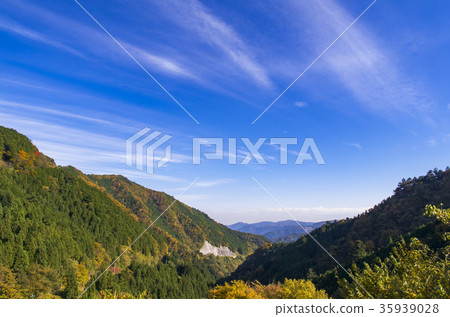 Mountain Mountain 35939028
