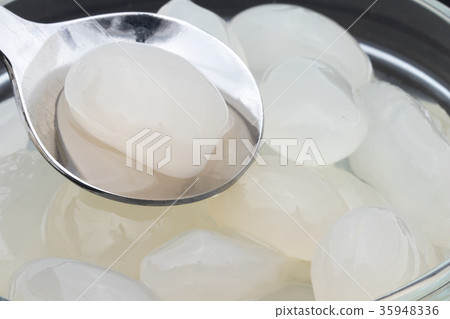 Palm fruit (palm nuts): Sugar Palm Fruit (Kaong) 35948336