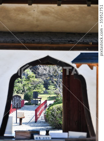 Noma Daibou Main Bldg.Circle Road Daimon Yuki 35952751