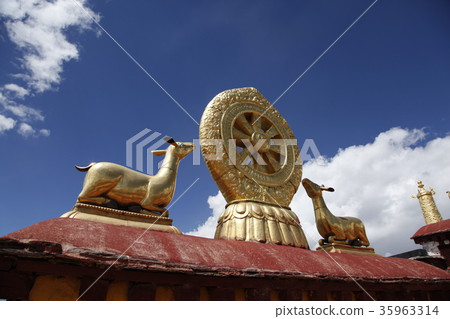 Jokan Temple的金鹿和條例。 2016年9月18日 35963314