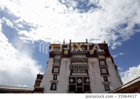 布達拉宮頂部。 2016年9月18日 35964417