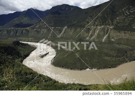 The Jaruntsampo River Great Gorge. 2016/9/19 35965894