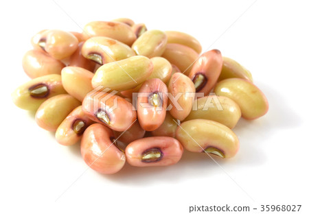 red beans on the white background. red beans on the white background. 35968027