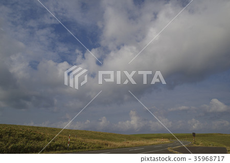 Japan's northernmost hill Japan's northernmost hill 35968717