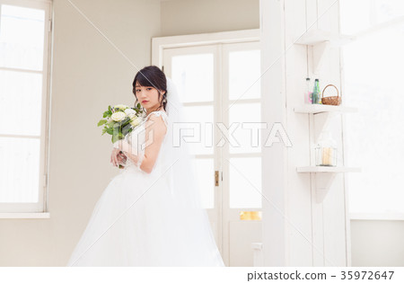 新娘和新郎婚禮照片婦女 新娘和新郎婚禮照片婦女 35972647