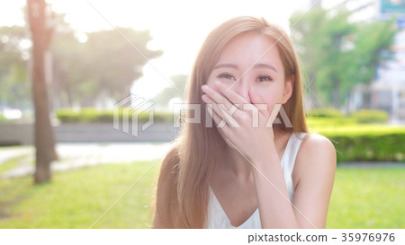 beauty woman laugh excited 35976976