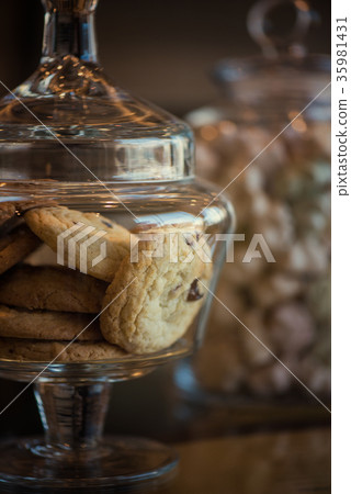 Oatmeal cookie in glass jar 35981431