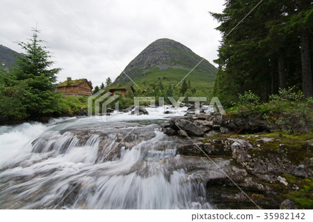 Ovtestolen, More og Romsdal, Norway 35982142